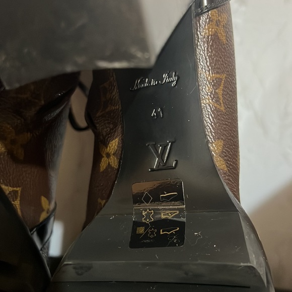 100 % authentic Louis Vuitton Star trail ankle booties - Picture 5 of 8